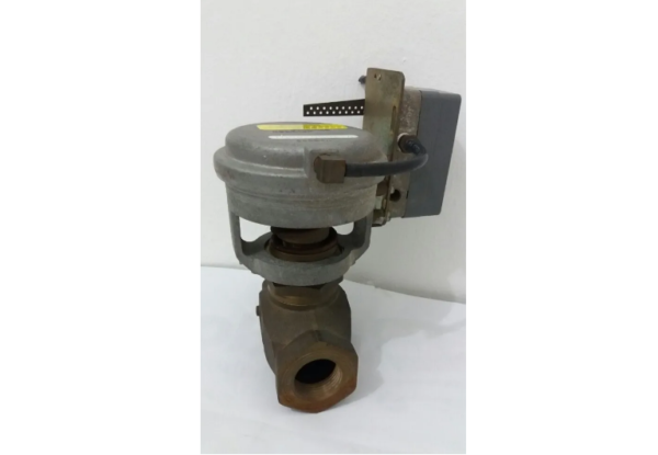 VÁLVULA CONTROLE JOHNSON V-3000-8001 ATUADOR V-9502 - Imagem 3