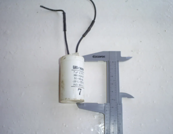 CAPACITOR WEG CMRW 7UF +-10% 380VCA# 50/60HZ