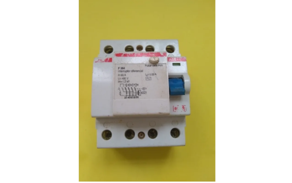 DISJUNTOR DIFERENCIAL ABB TRIPOLAR 63A 400V F364