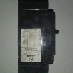 DISJUNTOR TRIPOLAR CAIXA MOLDADA GE 160A 250/600V