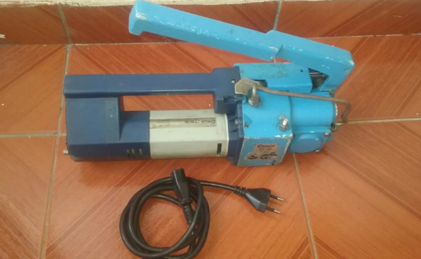 MÁQUINA DE ARQUEAR CYCLOP MODELO DE 92 - Imagem 2