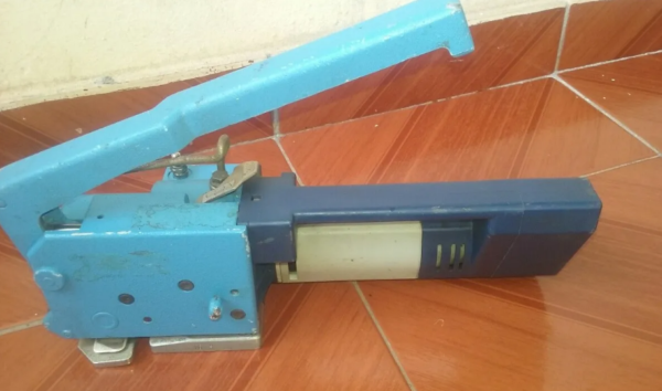 MÁQUINA DE ARQUEAR CYCLOP MODELO DE 92 - Imagem 3