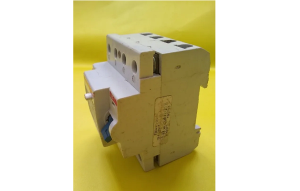 DISJUNTOR DIFERENCIAL ABB TRIPOLAR 63A 400V F364 - Imagem 5