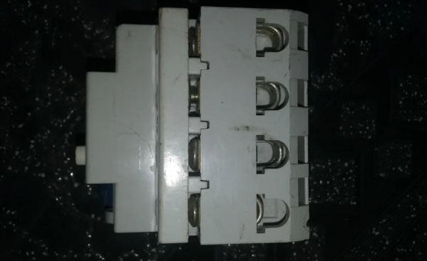 DISJUNTOR DIFERENCIAL ABB TRIPOLAR 63A 400V F364 - Imagem 6