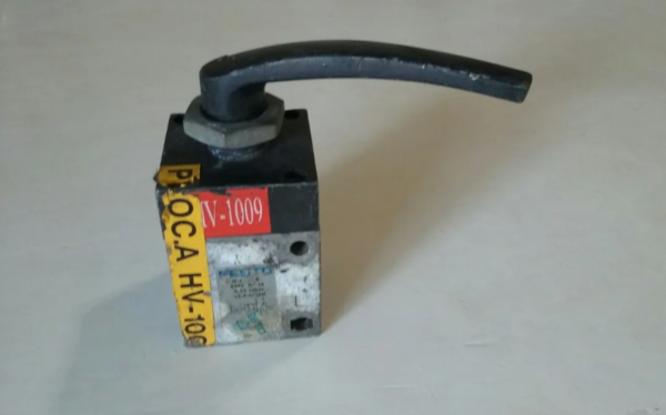 VÁLVULA POSICIONADOR PNEUMÁTICO MANUAL FESTO