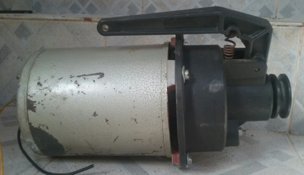 MOTOR MÁQUINA CUSTURA MONOFÁSICO 110/220V 3400RPM