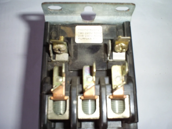 CONTATOR FURNAS MOD. 42AF35AGAWS BOBINA 220V - Imagem 3