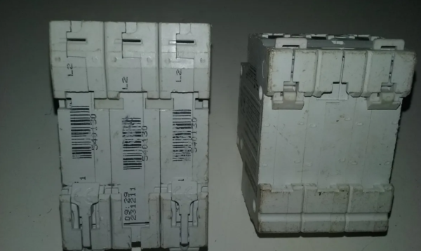 DISJUNTORES TRIPOLAR K32A C25 E K32A-C40 L. C/ 2 UN. - Imagem 4