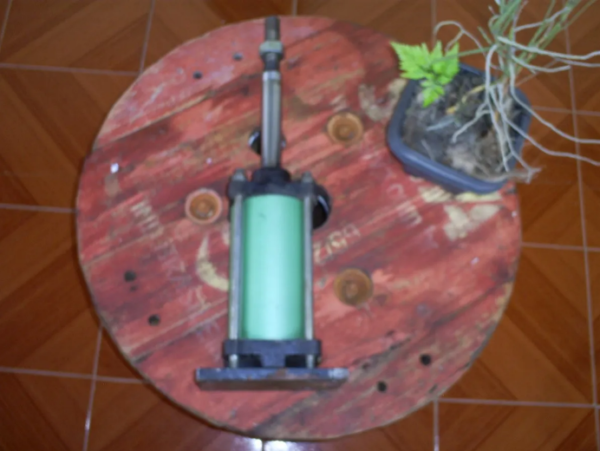 PISTÃO/ CILINDRO PNEUMÁTICO YHC CYLINDER 105-145 - Imagem 3