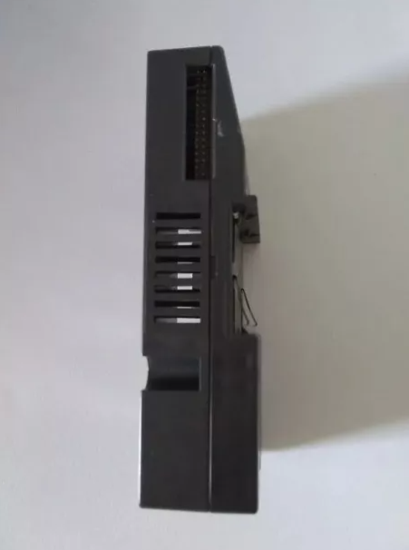 CPU FANUC VERSAMAX GE 34 KB IC200CPU001-EH - Imagem 3